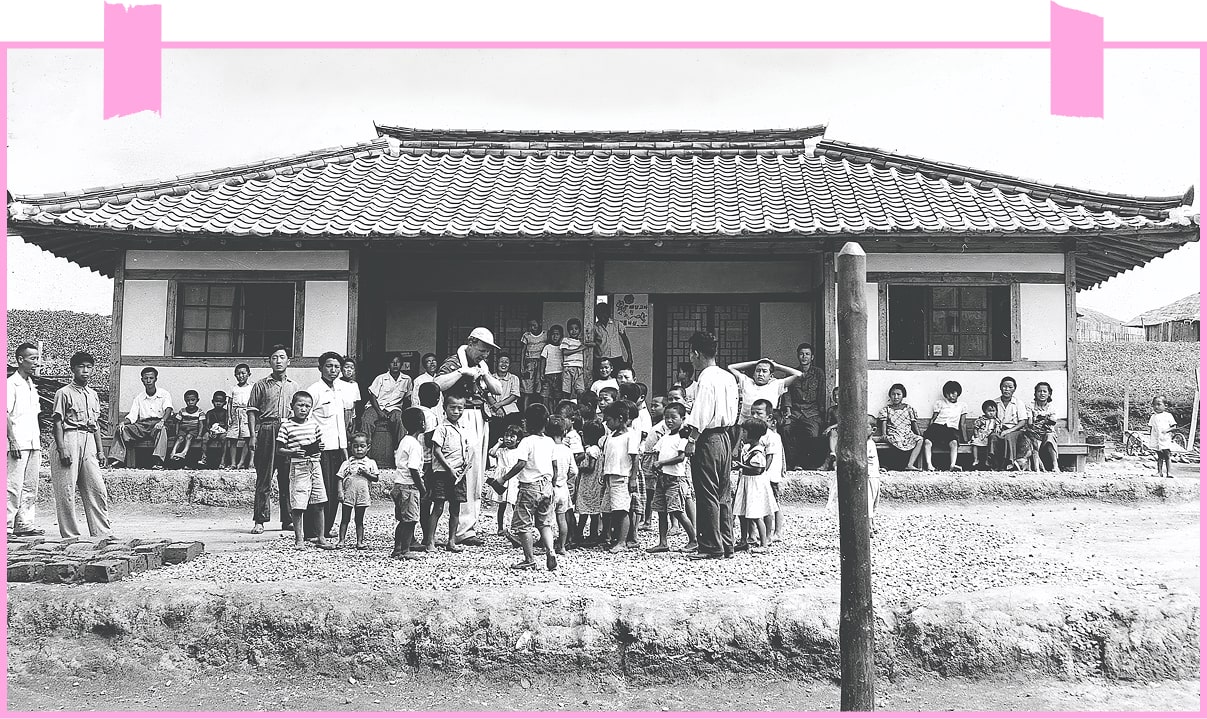 전쟁속 아동후원사업 사진