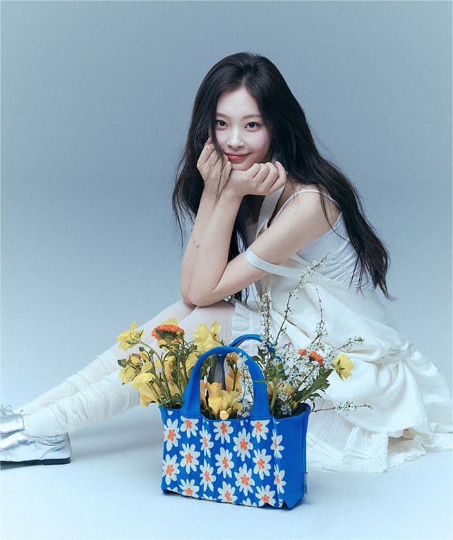  롤링 이미지