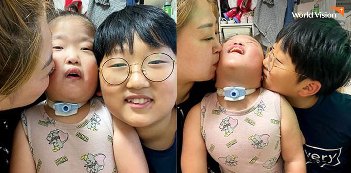 엄마와 오빠와 함께 즐거워 하는 윤아 모습. 사진