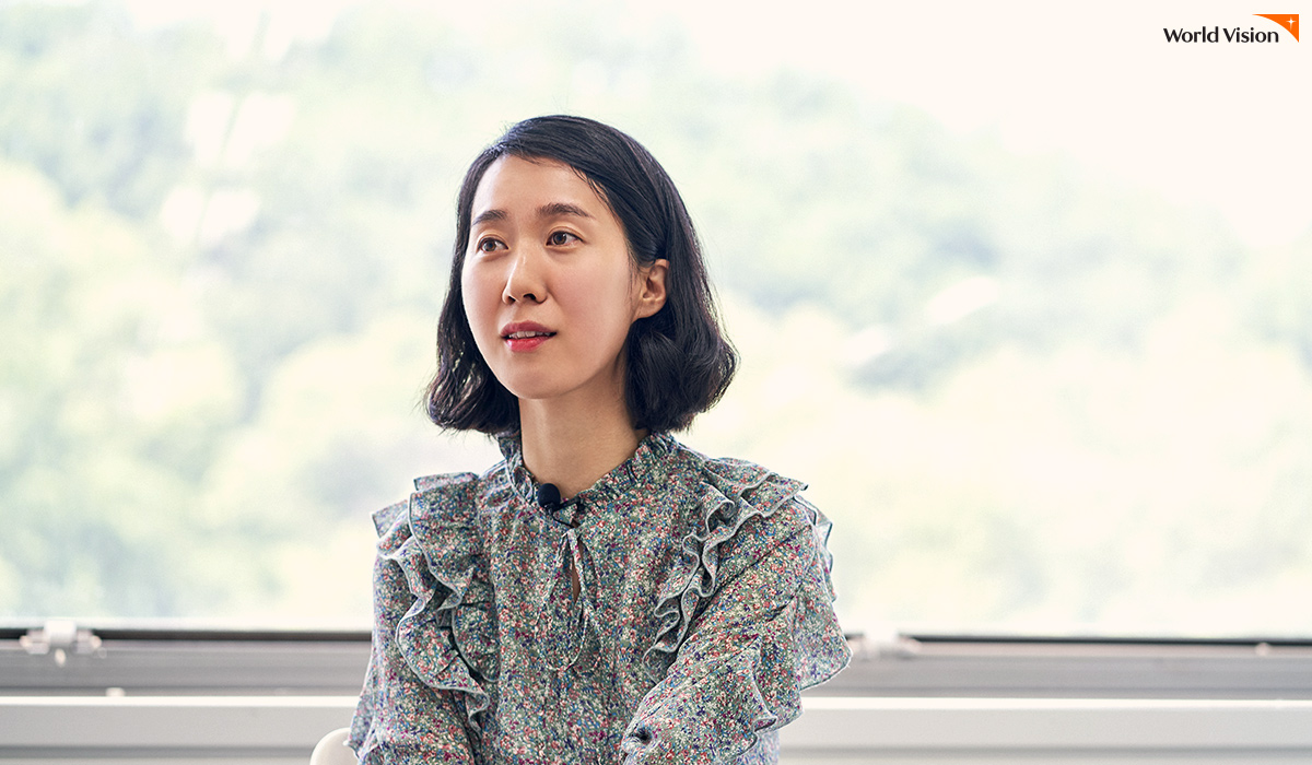 신입사원 때부터 월급의 10%를 꾸준히 기부했어요