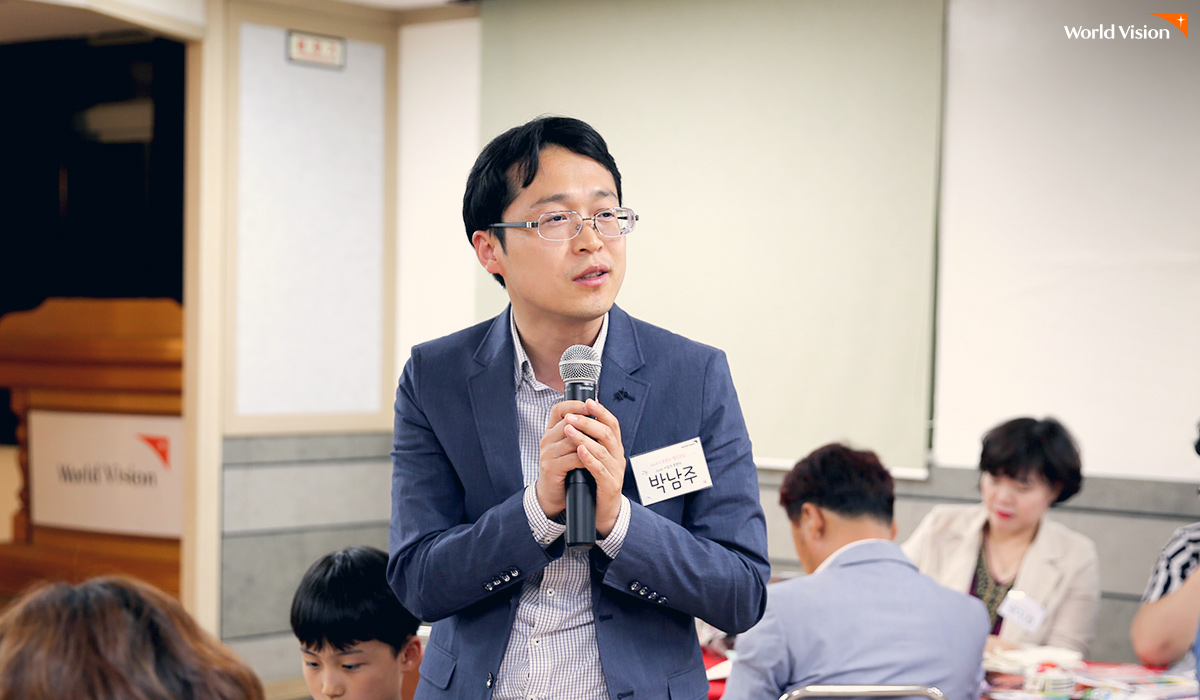 마음을 나눌 수 있는 용기를 가진 이들의 밤이 아름답게 저물어 갑니다