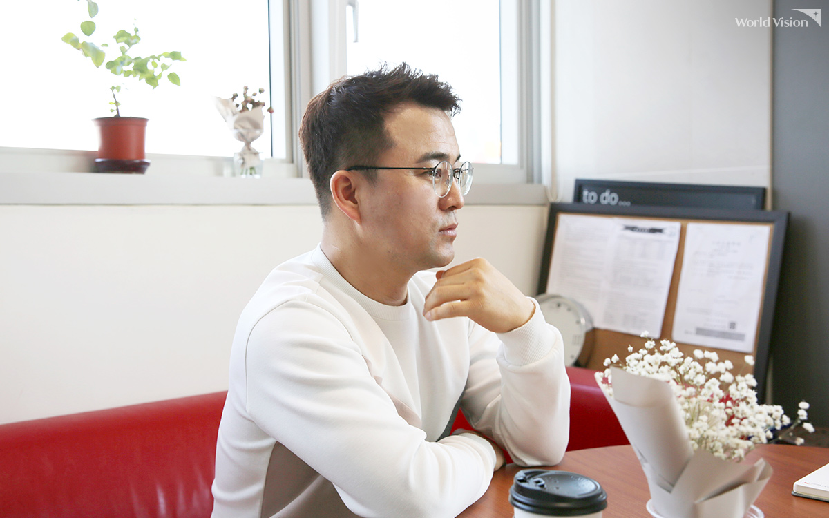 월드비전 후원자 우철희입니다