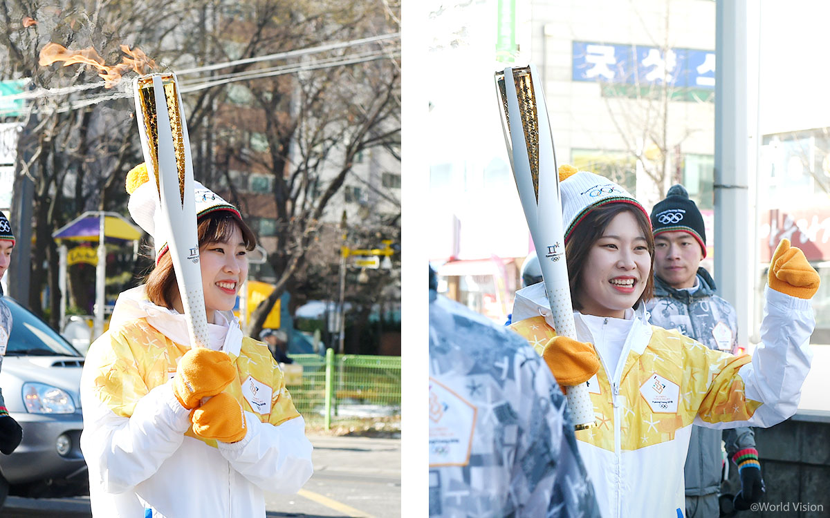 성화봉에 불길을 나눠 갖는 역사적 순간!