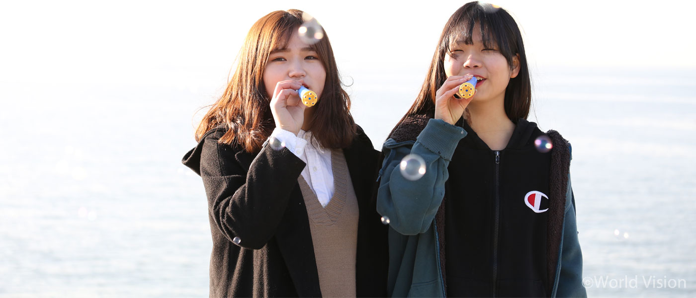 대부도의 절친 유진이와 영아(왼쪽부터).